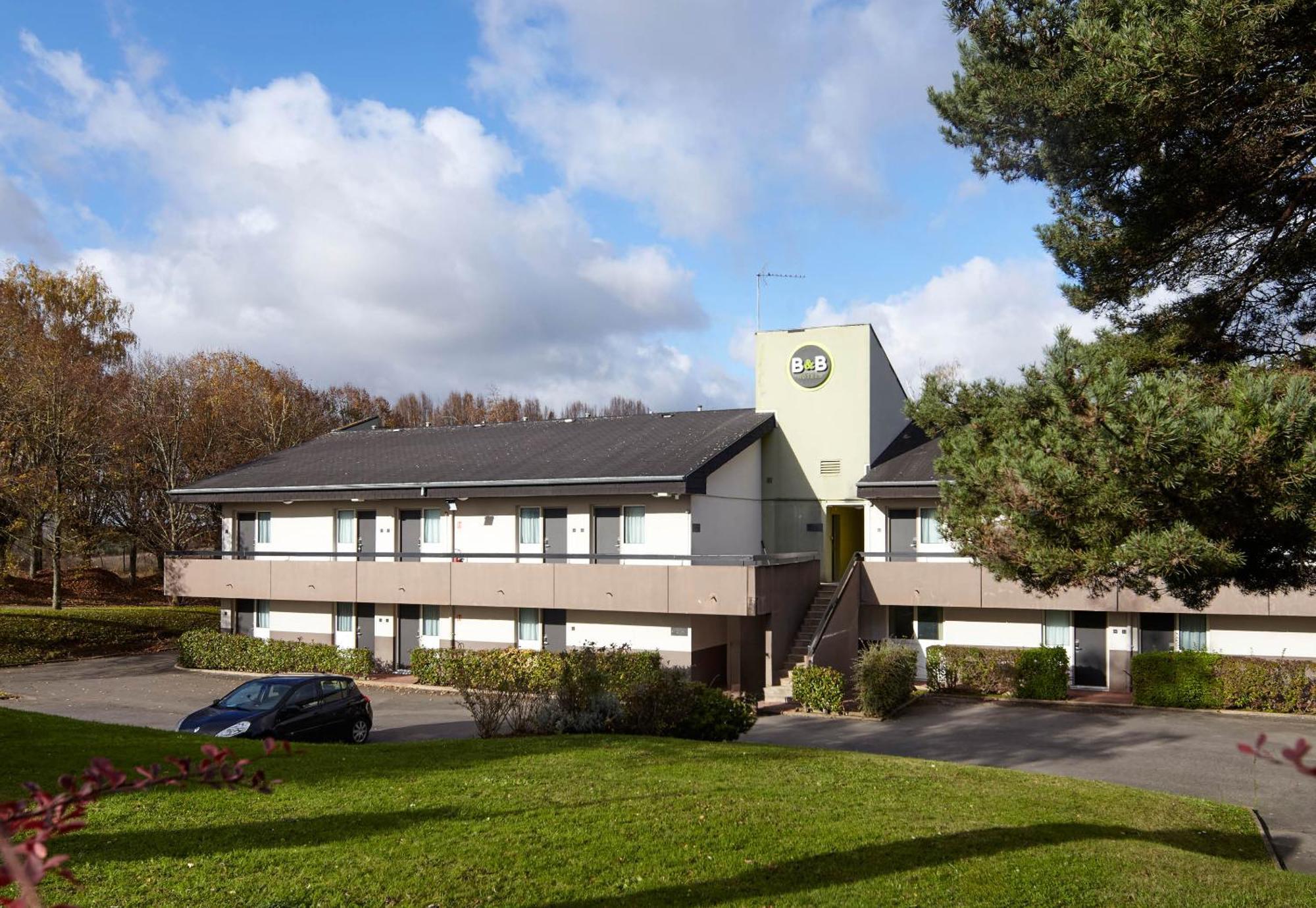 B&B Hôtel SACLAY Hotel